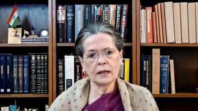 Sonia Gandhi works on revamping Congress