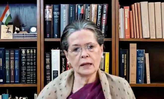 Sonia Gandhi works on revamping Congress