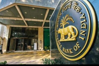 india incurs a loss of rs 100 crore each day rbi report