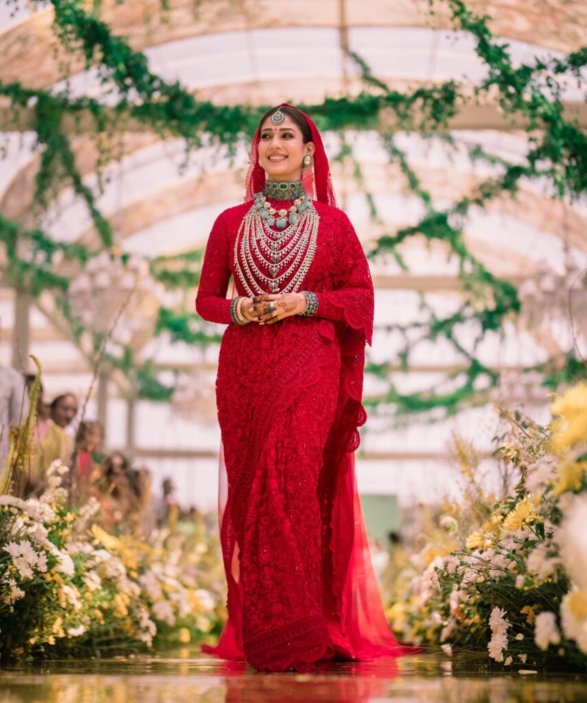 nayanthara the queen bride in red