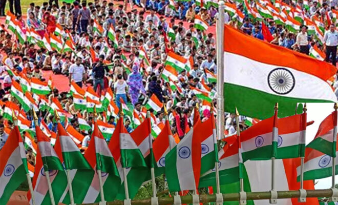 an indian city stops for 52 seconds with jana gana mana chant