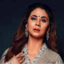 urmila matondkar shreyas talpade starrer marathi film ti me navhech announcement