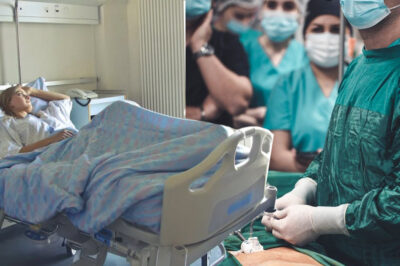 why do doctors wear green clothes during operation