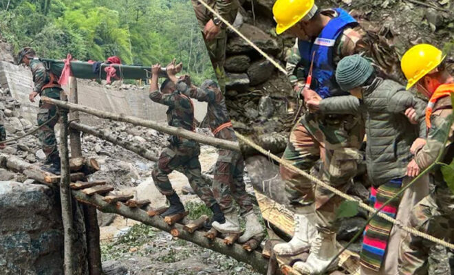 indian army rescues 300 tourists stranded in north sikkim