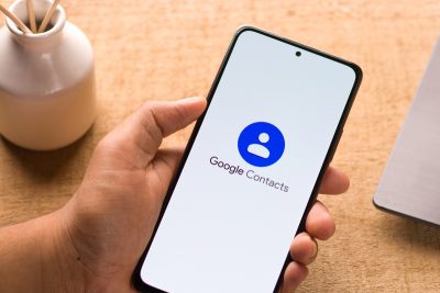 now easily track location of your loved ones with google contacts