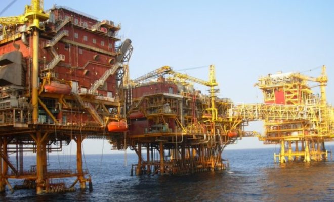 ongc begins oil production from ₹415 billion deep water project