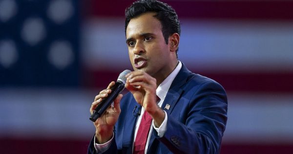 vivek ramaswamy drops out of us presidential race, endorses trump
