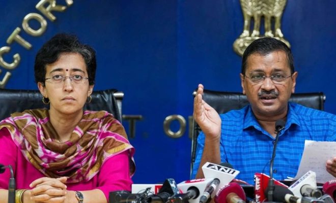 delhi police sends notices to kejriwal, atishi over mla poaching allegations