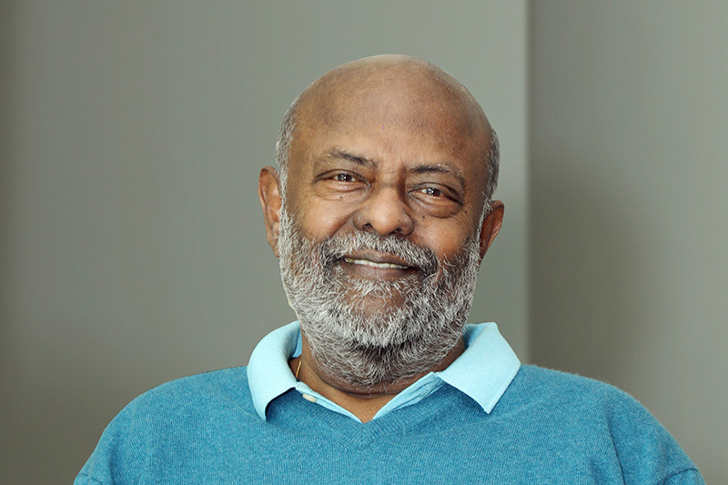 1. Shiv Nadar ($25Billion)