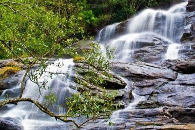 best waterfalls in tamil nadu