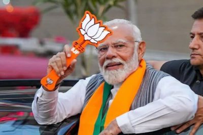 modi struggles to hold majority