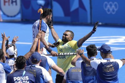 india celebrates bronze victory