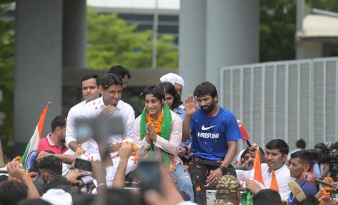 vinesh phogat arrives in delhi after paris olympics