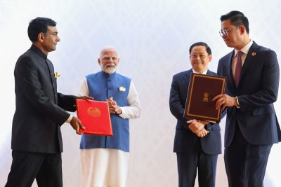 india strengthens ties with asean