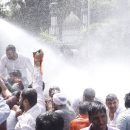 kerala police let the water cannons over bjp protesters against the waqf encroachment