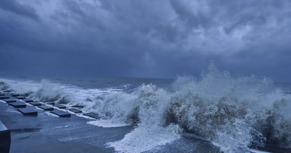 tamil nadu gears up for cyclone fengal