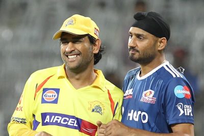 harbhajan singh dhoni