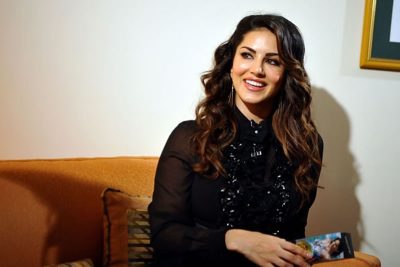 sunny leone for honouring the indian culture