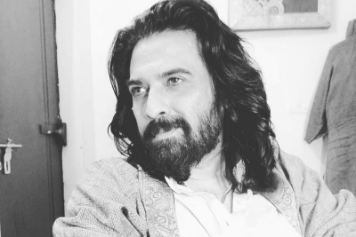 mukul dev passes away