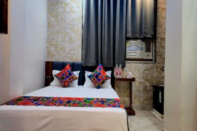 Hotels around Kanpur railway station