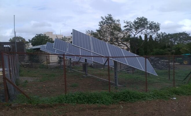 aureus vs hdt solar panels india 2026