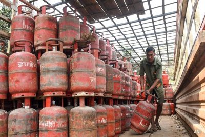 has the government reduced free lpg cylinders under