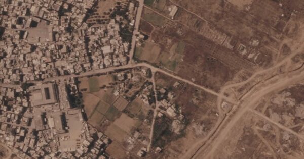 israel earthen barriers in gaza